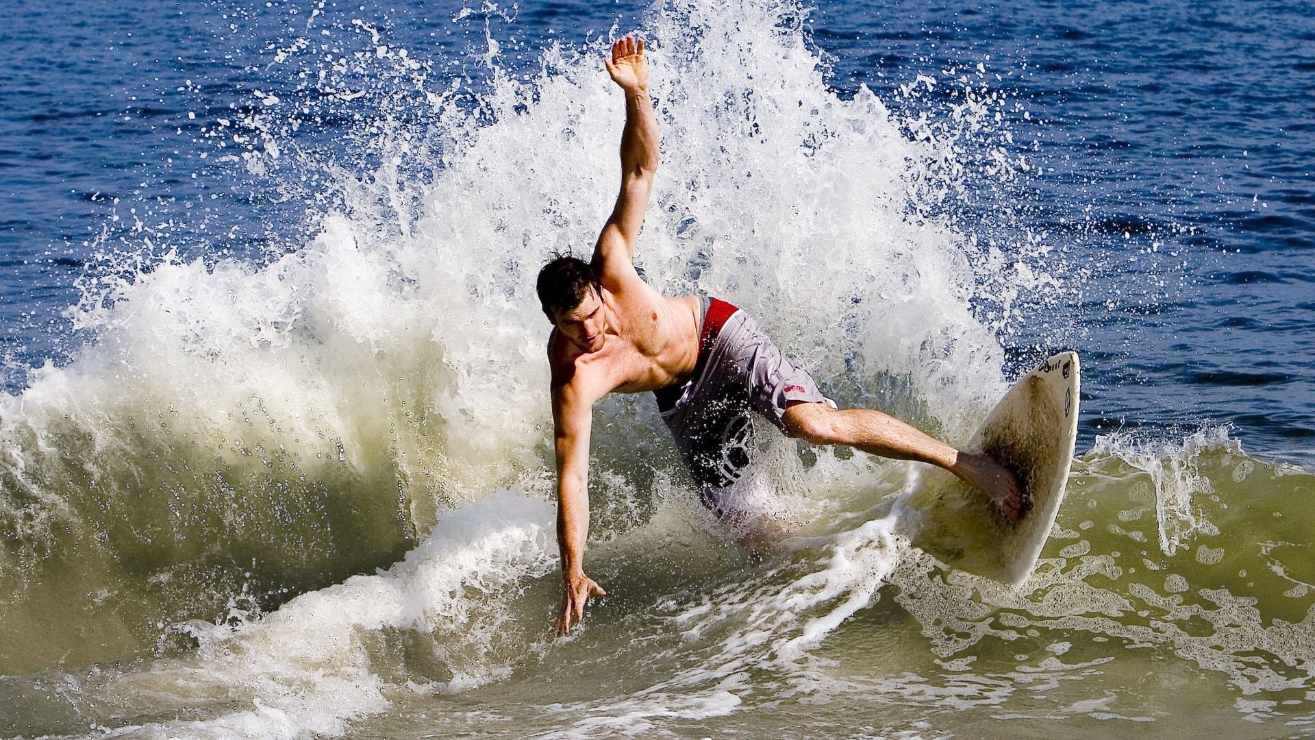 开云APP-林高远关键制胜，法国队碾压韩国队背后的战术密码